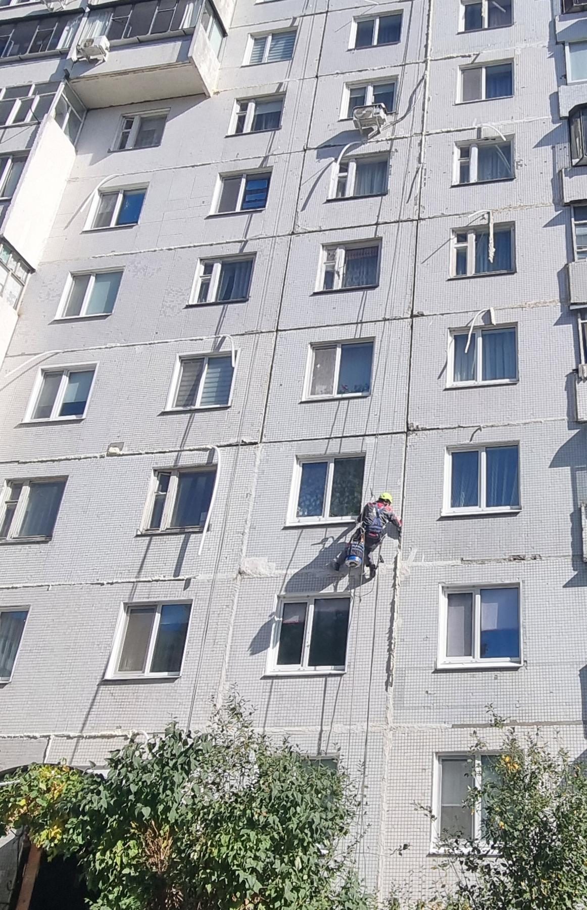 Герметизация межпанельных швов — промышленный альпинизм